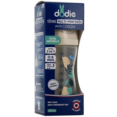 genitori felici con il biberon Dodie