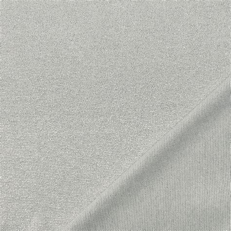 Dettaglio di bordura ad archi con filo lurex argento