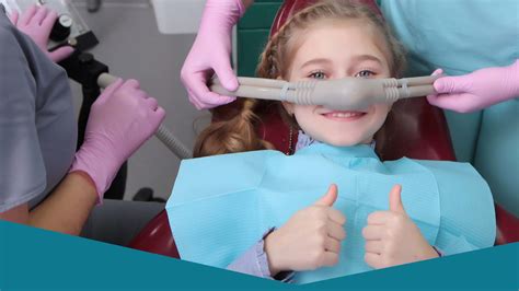 rappresentazione grafica di una maschera per ossigeno e protossido di azoto in sala parto