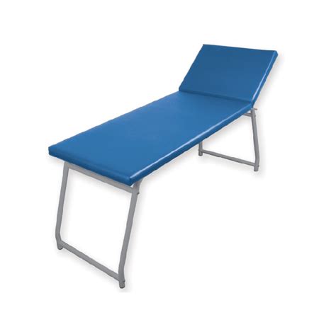 Lenzuolino medico azzurro su lettino visita