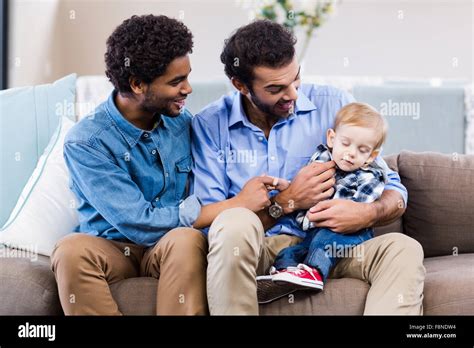 Coppia gay con bambino