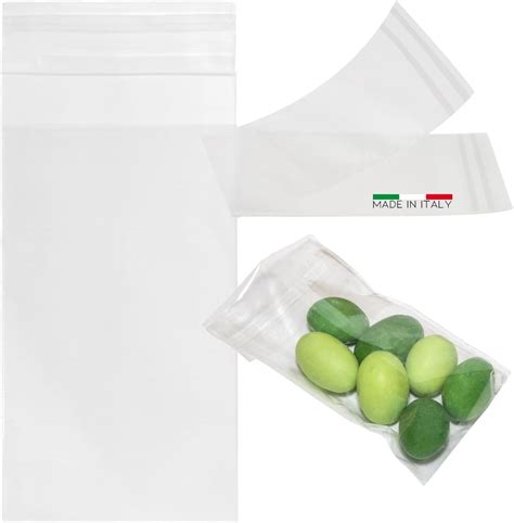 Confronto tra confetti avvolti nel tulle e in bustine alimentari