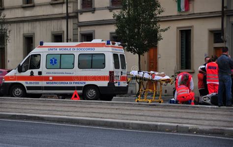 ambulanza in strada