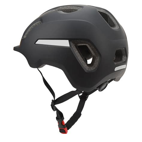 dettaglio incrinatura EPS casco bici