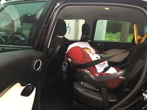 Seggiolino auto Concord Air.Safe (ovetto) compatibile con Neo installato in auto