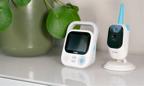 Vari tipi di baby monitor con le loro funzionalità principali
