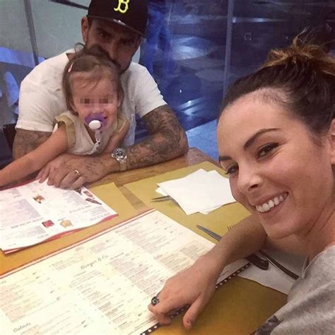 Micol Olivieri con il marito Christian Massella e la figlia Arya