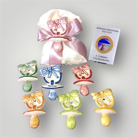Ciuccio in polvere di ceramica decorato per battesimo