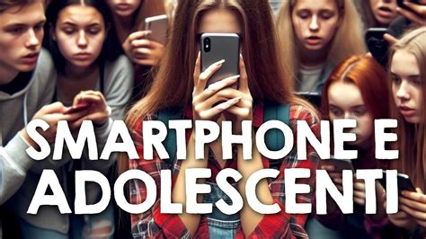 Infografica sull'uso degli smartphone tra bambini e adolescenti in Italia