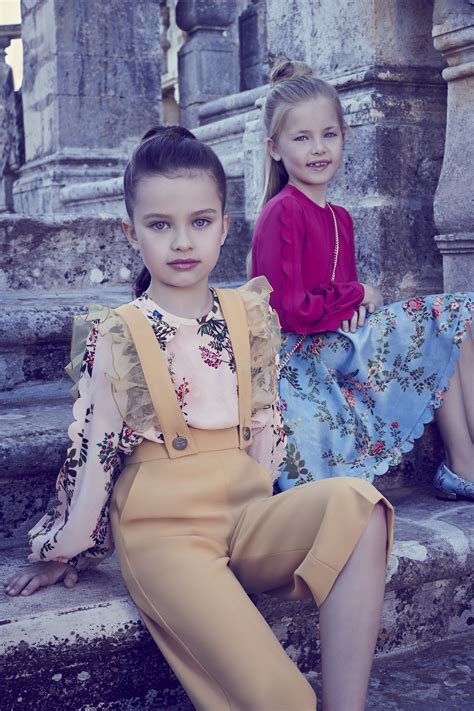 Abbigliamento festivo per bambine