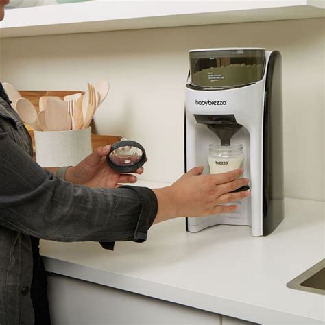 Preparazione del biberon in ambiente domestico