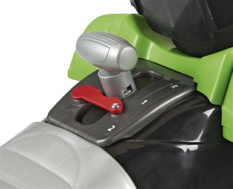 Dettaglio leva cambio marcia quad Peg Perego