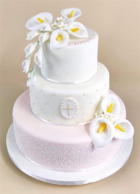 Torta Comunione con Calle in pasta di zucchero
