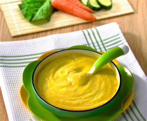 Ciotola di pappa con verdure e cereali