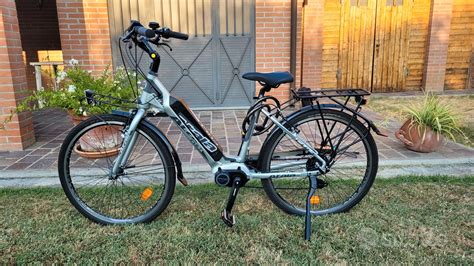 Confronto tra bicicletta nuova e usata
