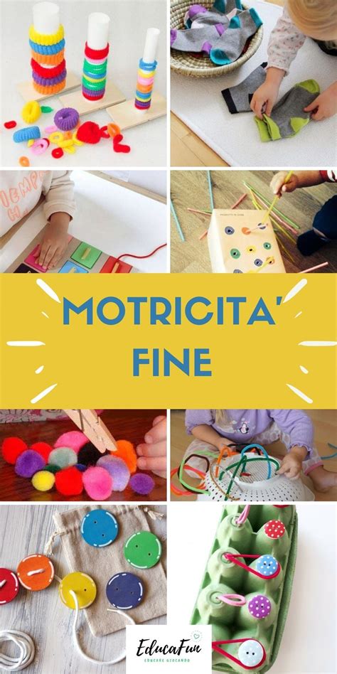 Bambino che allaccia una bambola per sviluppare la motricità fine