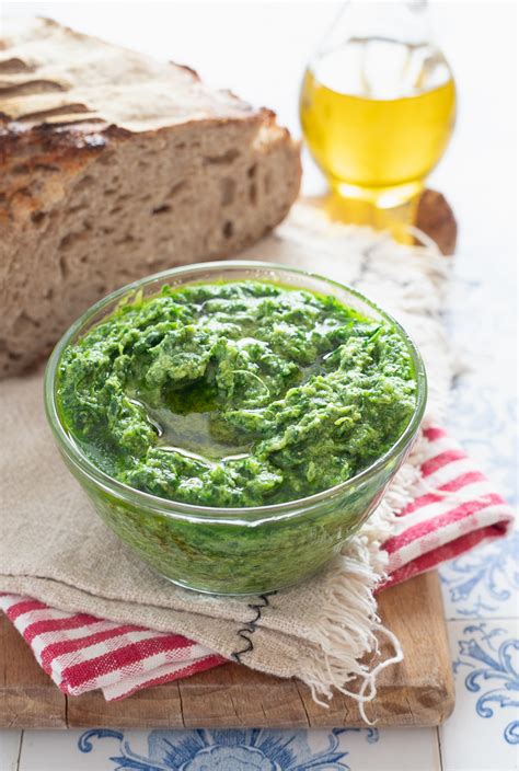 Ingredienti del bagnetto verde