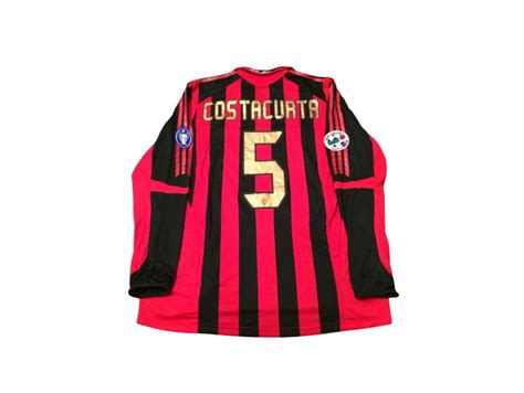 Billy Costacurta in azione con la maglia del Milan