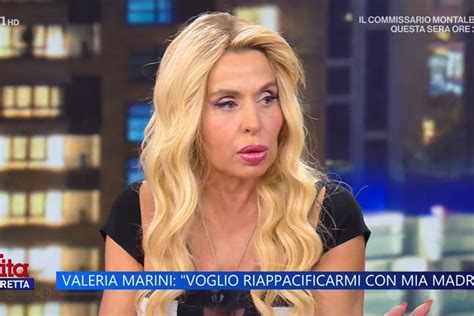 Valeria Marini expression pensierosa