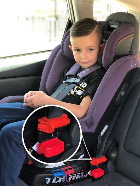 Car seat belt buckle with a child car seat
