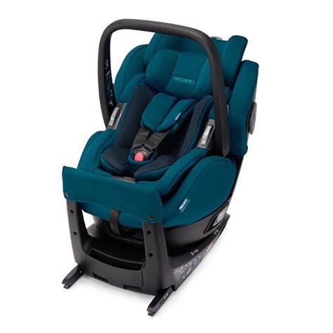 Immagine di un seggiolino auto Recaro Salia Elite ruotato di 360 gradi