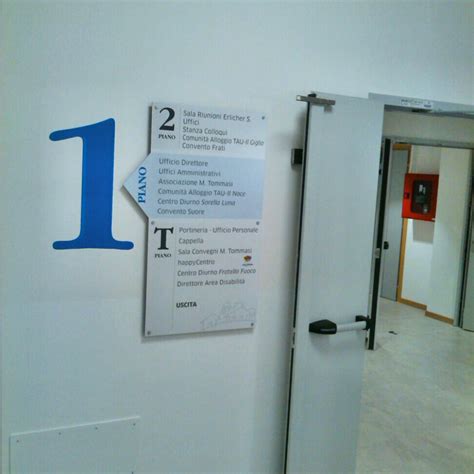 Percorsi interni e segnaletica ospedaliera