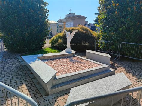 rappresentazione simbolica di un giardino della memoria dedicato ai bambini non nati
