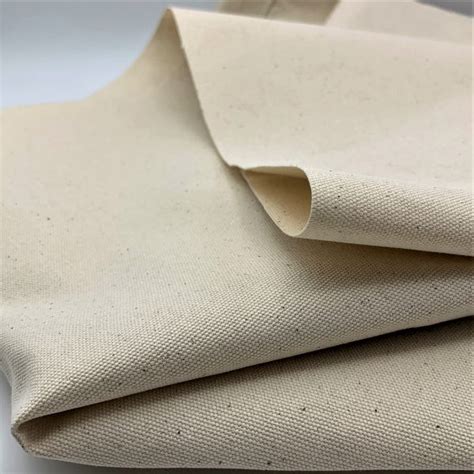 Dettaglio del tessuto in cotone biologico applicato sul seggiolino