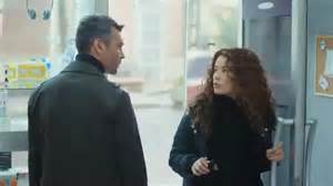 Una scena di tensione tra Tessa e Hardin