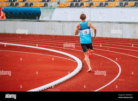 atleta durante una competizione