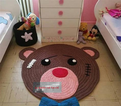 Tappeti per bambini all'uncinetto a forma di animali
