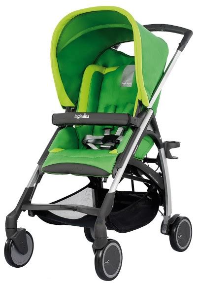 Inglesina Avio stroller in city environment