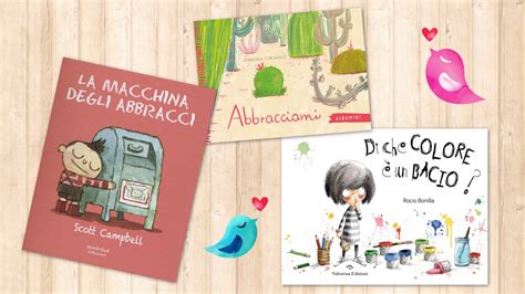 Coppia in attesa che sfoglia cataloghi per bambini