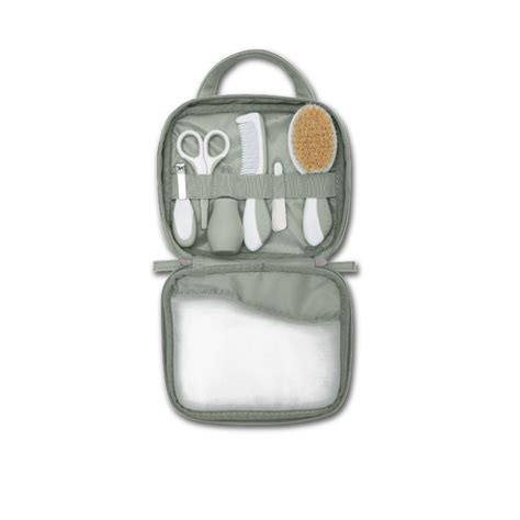 Una panoramica dei prodotti Mebby per la cura del bambino, inclusi scaldabiberon e tiralatte