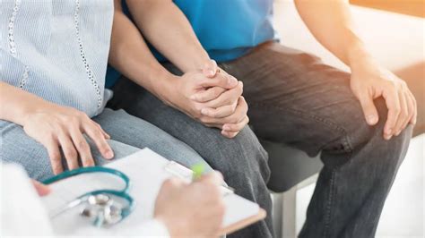 Coppia in difficoltà di fronte alla diagnosi di infertilità