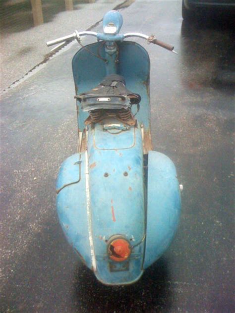 Vespa 150 VL1 1955 side view