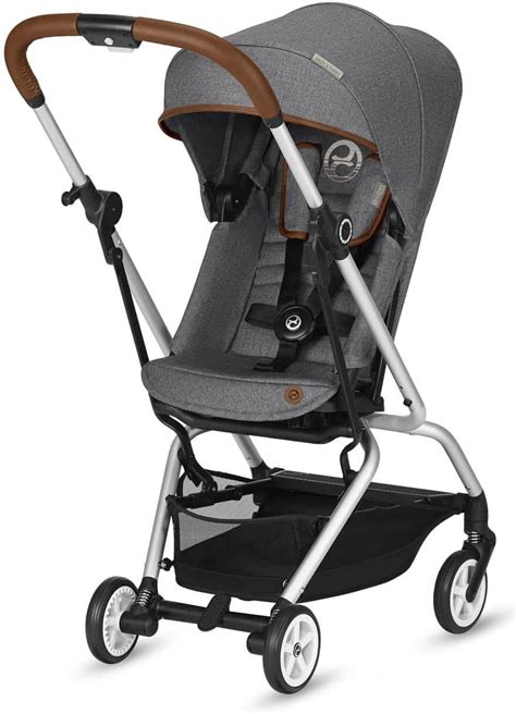 Passeggino Mya in configurazione fronte mamma