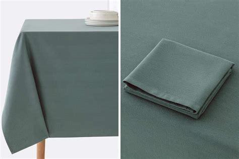 Tavola apparecchiata con design contemporaneo e colori vivaci