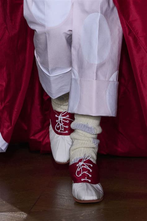 Scarpe Francesine genderless di Thom Browne