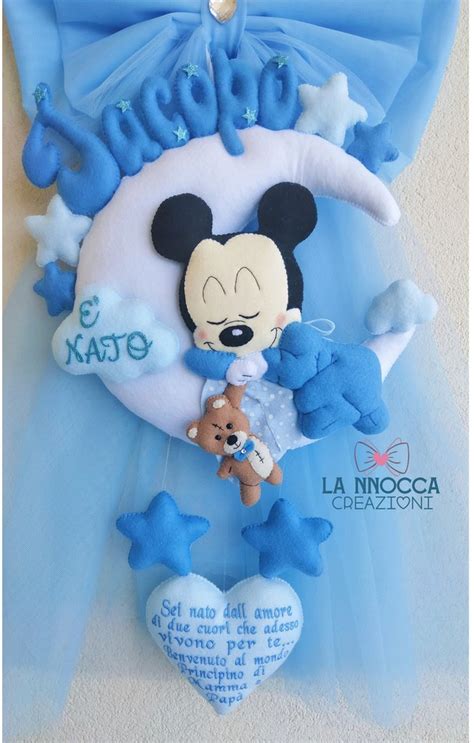 Fiocco nascita a tema Topolino con i colori classici rosso, nero e bianco