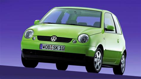 Volkswagen Lupo in un contesto urbano