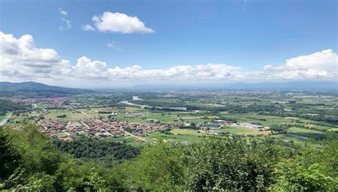 Panorama di San Materno con le colline circostanti