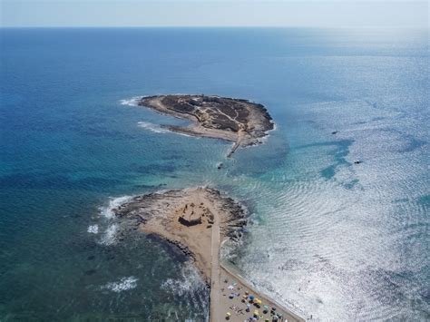 Mappa che evidenzia Portopalo di Capo Passero e Tunisi