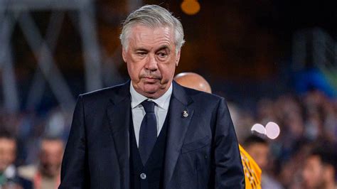 Carlo Ancelotti in panchina