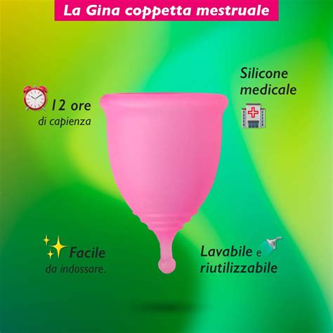 Un collage di immagini: coppetta mestruale, assorbente lavabile, traversa lavabile