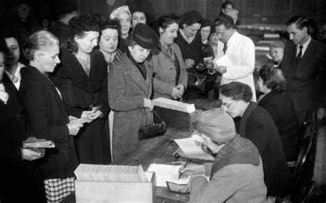 Donne al voto 1946