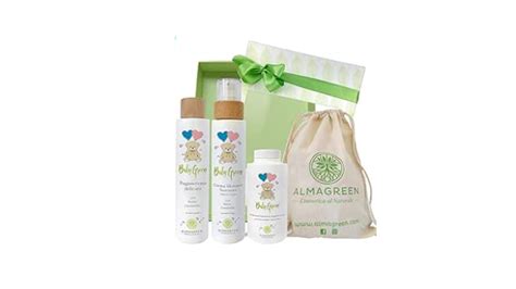 Dermatologia infantile e prodotti naturali per il bagnetto