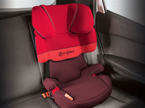 Cybex Solution X-Fix in auto con bambino