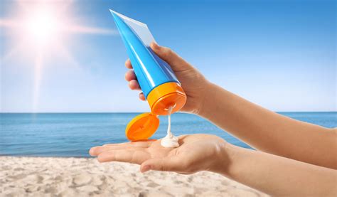 Step-by-step guida all'applicazione della crema solare