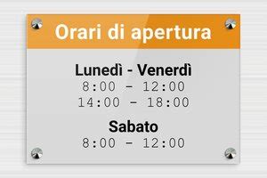 Segnale orario di un negozio